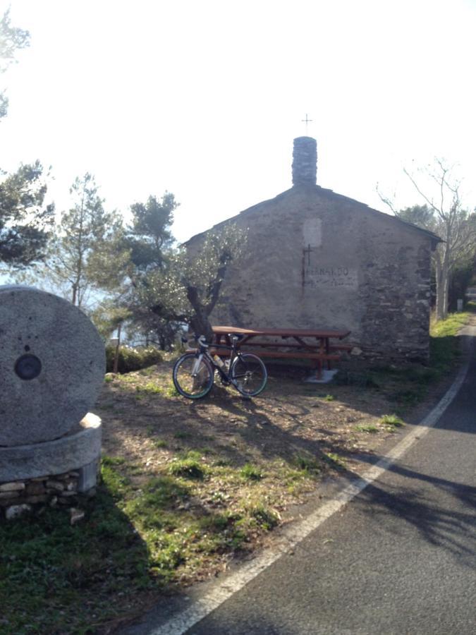 Alchimia House Διαμέρισμα Cisano sul Neva Εξωτερικό φωτογραφία